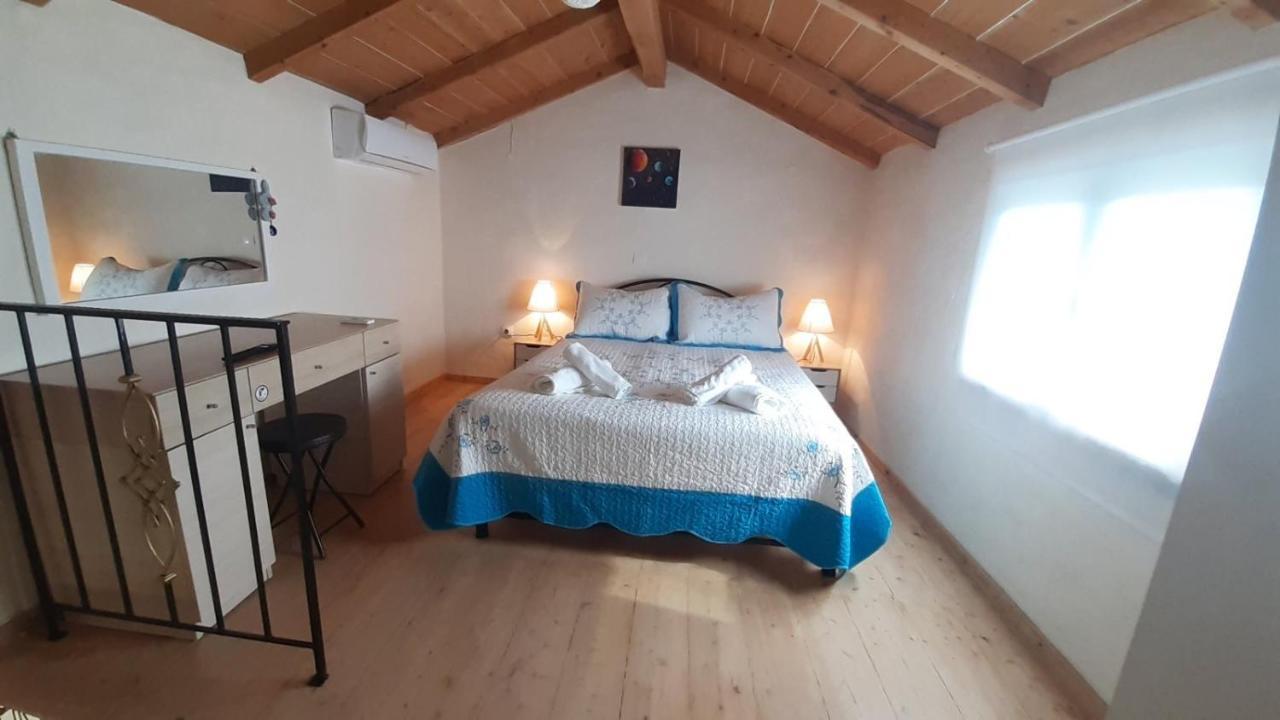 White Manolia Cottage Като-Коракиана Экстерьер фото